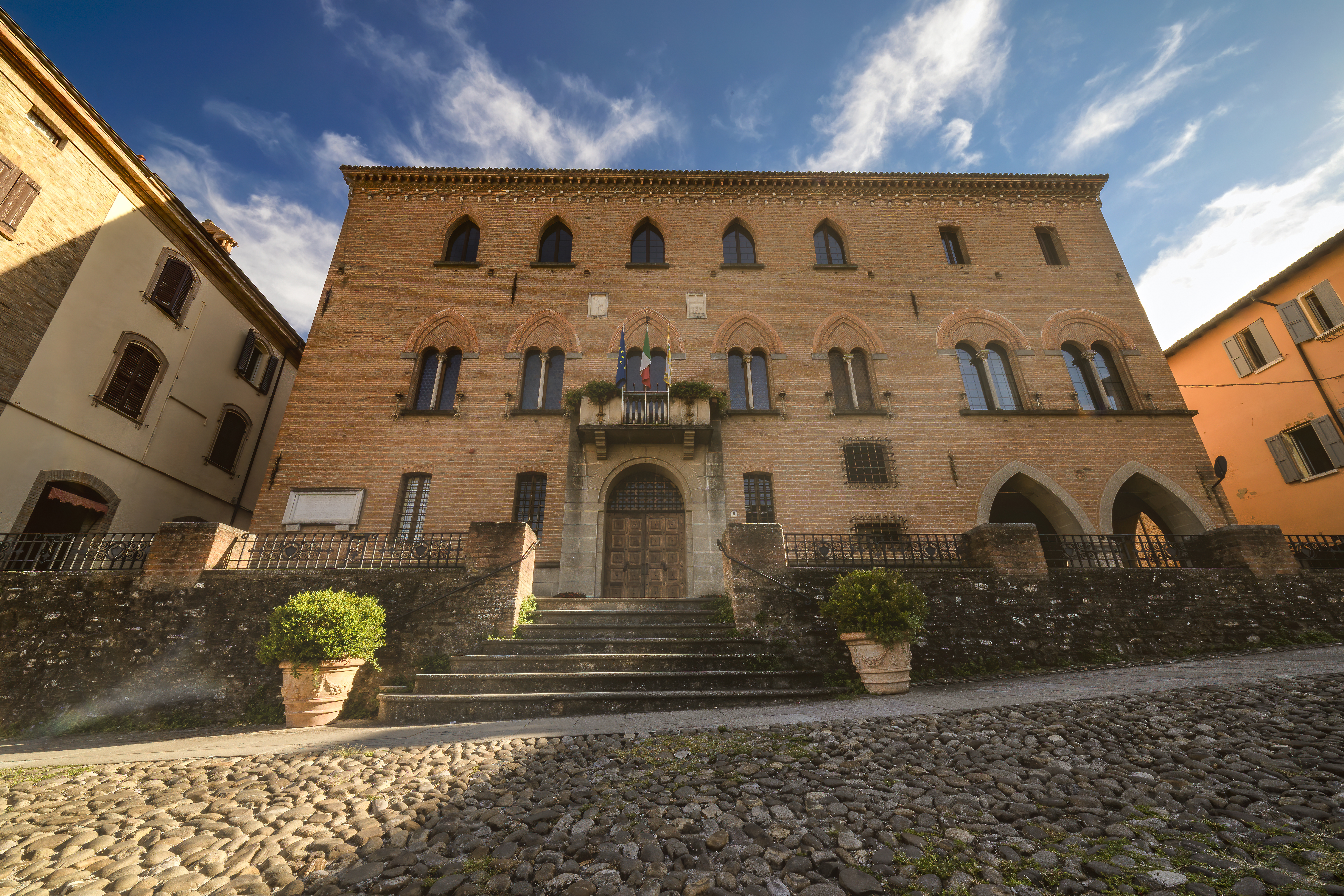 Palazzo comunale di Castelvetro - Ph. Nacchio Brothers